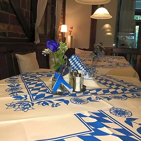 מלון Waldschloss 3*