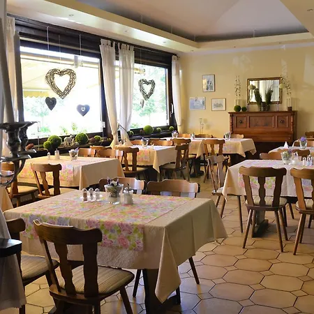 Waldschloss 3* Bad Camberg