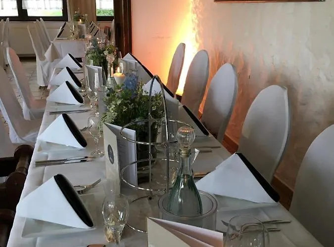 فندق Waldschloss 3*