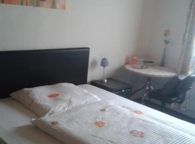 Waldschloss باد كامبيرغ