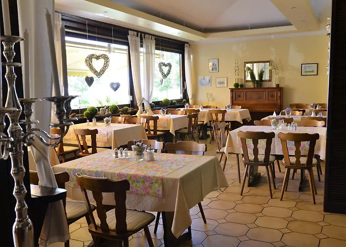 Waldschloss 3* باد كامبيرغ